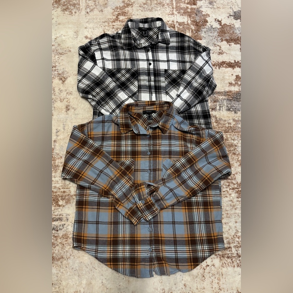 Two Forever 21 Cropped flannel Tops MEDIUM